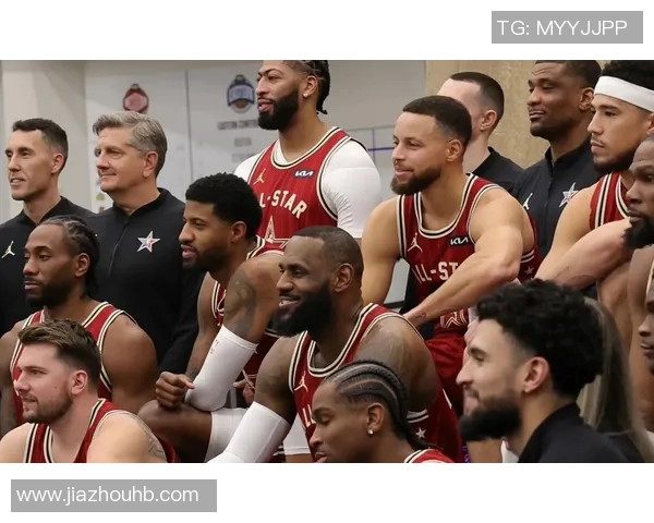 2013年NBA全明星赛东部与西部明星对抗赛精彩回顾与分析